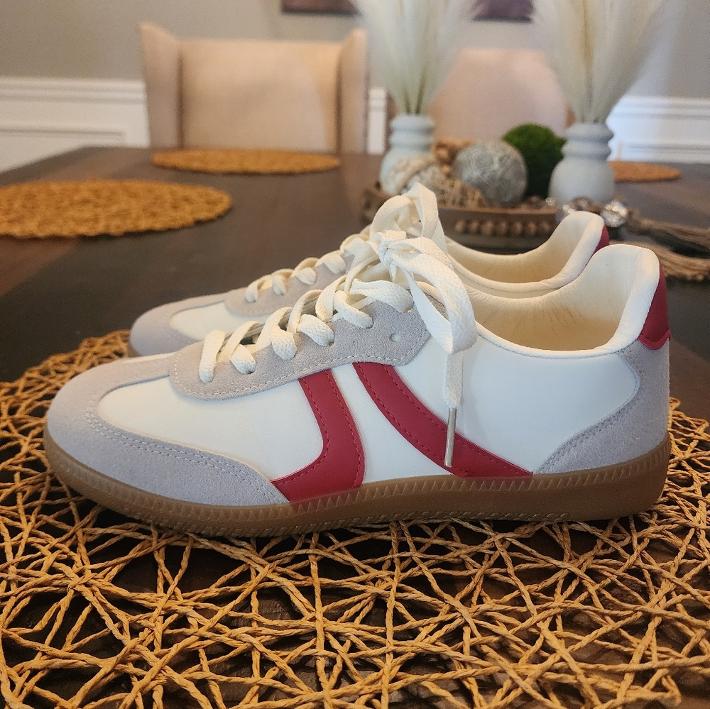 Stylish White and Red Women's Sneakers